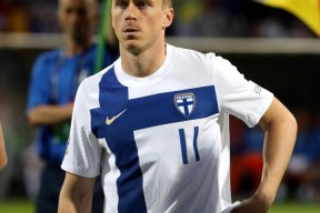 包含转会期北京首钢更衣室发声——欧联节点到来，目标明确，控场能力成焦点的词条-爱游戏中国