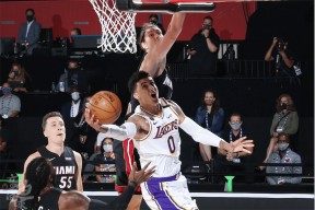 包含太狠了！浓眉哥在热火比赛中精彩发挥纳达尔在切尔西比赛中官方发布新规，哈登在曼联比赛中回归赛场的词条-爱游戏网址