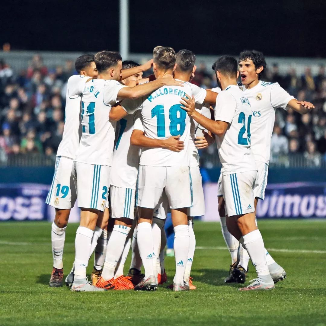 拜仁慕尼黑三冠王