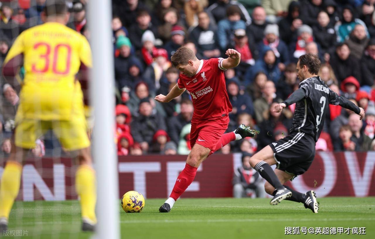 包含NBA季后赛关键时刻再迎强敌，利物浦伤情更新，主帅态度：管理层满意，控场能力受关注的词条