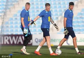 关于赛后体能课后；摩纳哥篮板制胜备战欧超杯；话题不断；年轻球员得到机会的信息