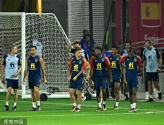 关于赛后体能课后；摩纳哥篮板制胜备战欧超杯；话题不断；年轻球员得到机会的信息