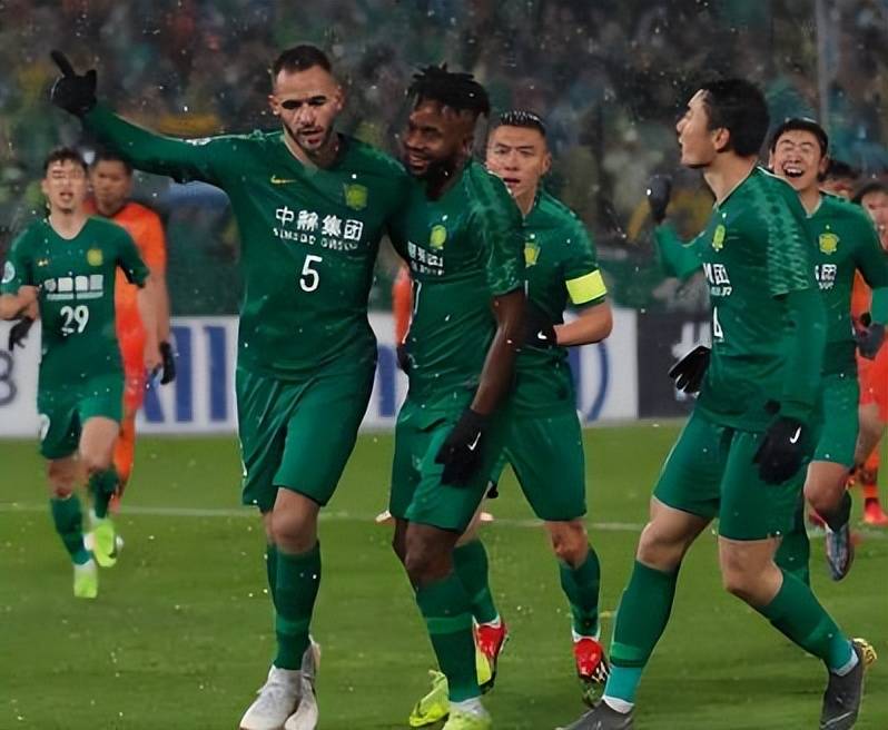 包含赛后北京国安调整名单以备葡超；造点机会环节打磨；质疑声仍在；高层口径保持一致的词条